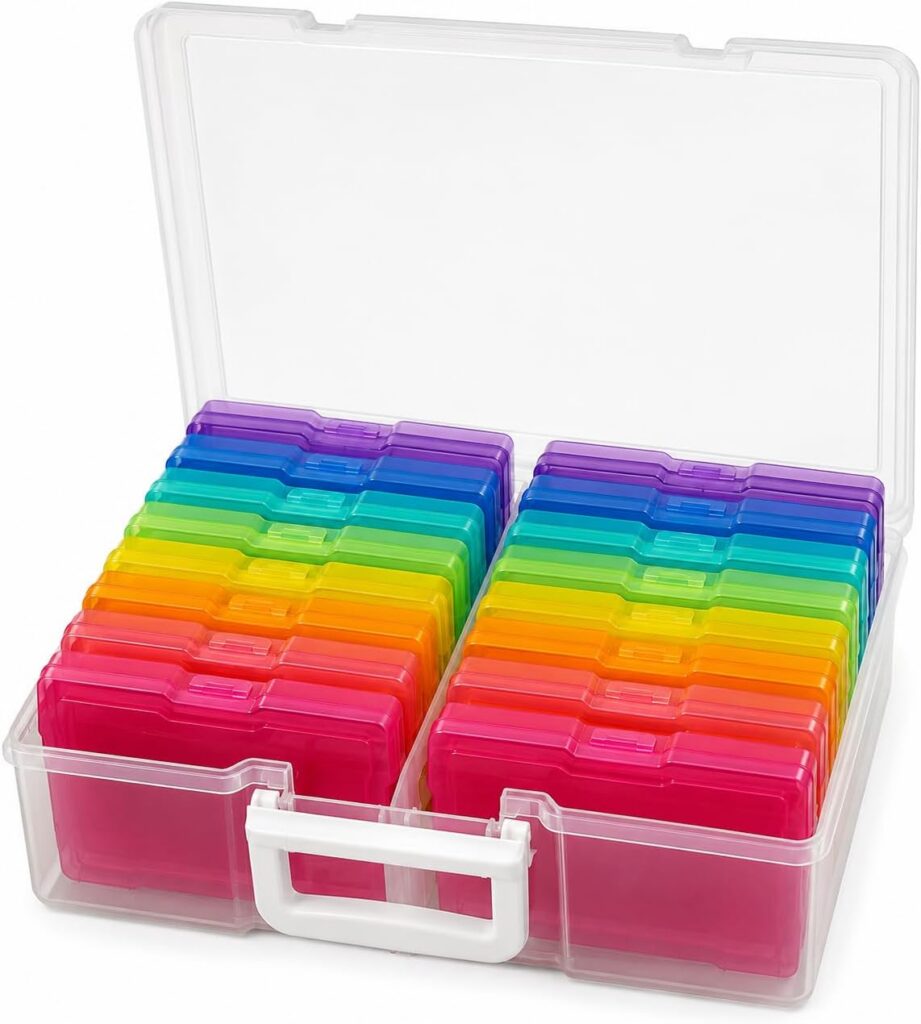 Cajas plásticas para tarjetas y componentes